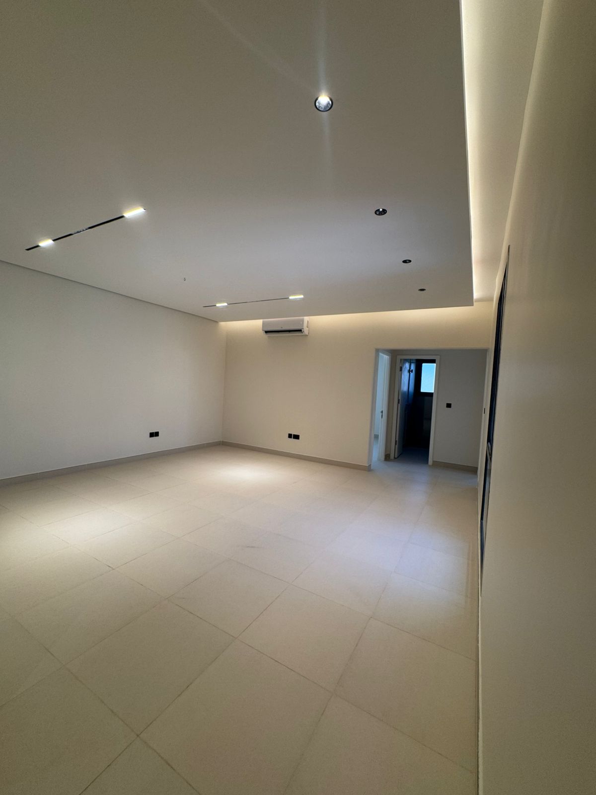 🏰 **Modern Luxury Villa | Sidra District – Roshn**   ✨ *Contemporary Design Blending Elegance, Functionality & Sustainability*  